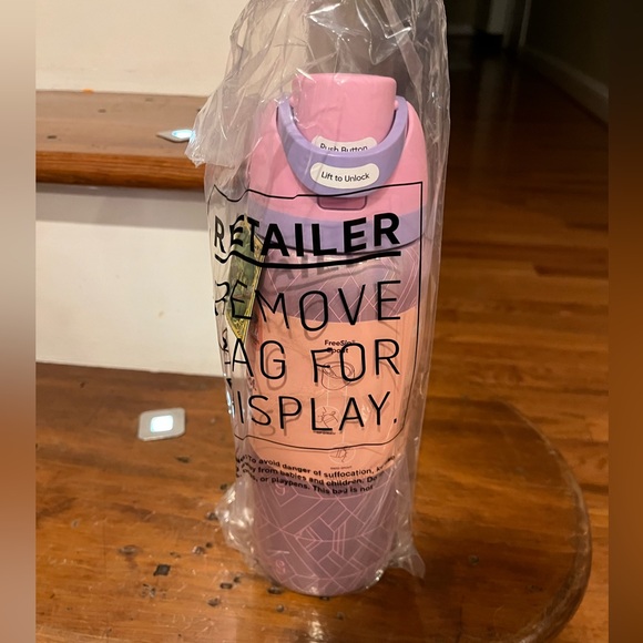 Owala Wicked 32oz FreeSip Bottle - Glinda Limited Edition, NWT - Picture 6 of 9